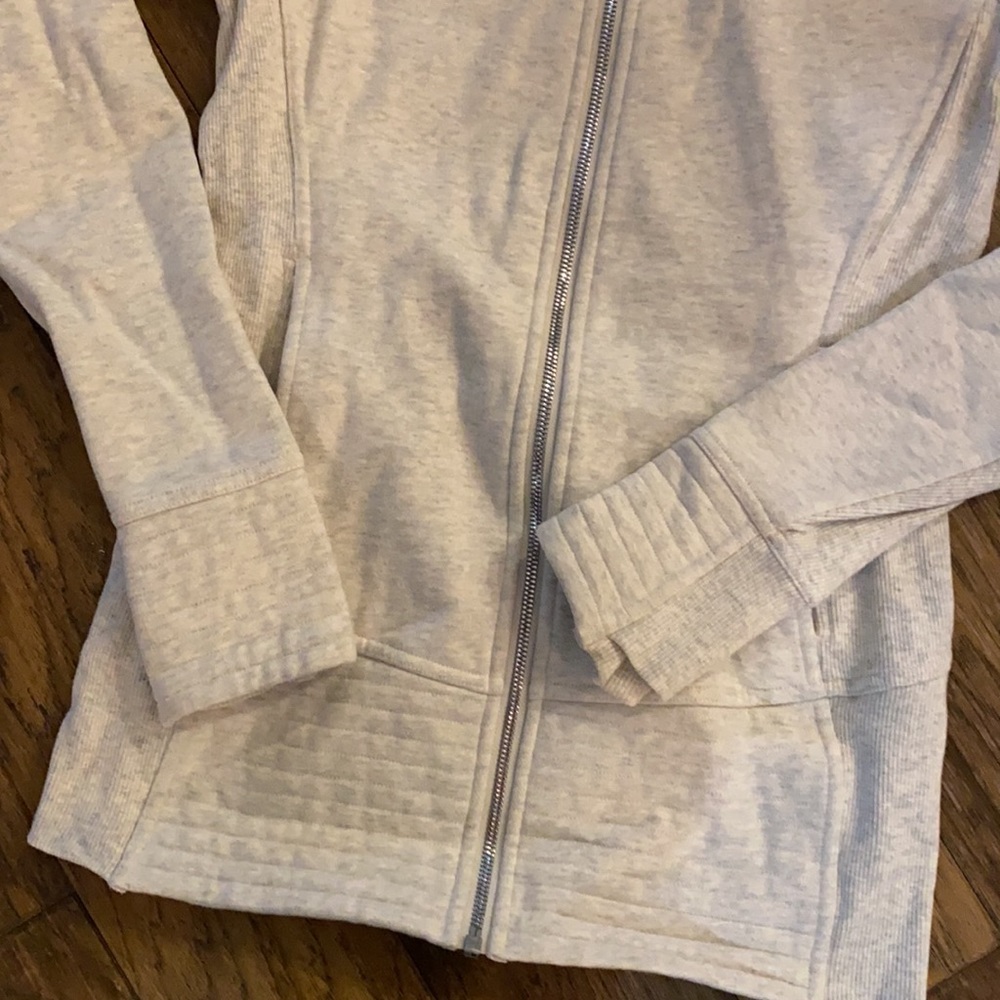 Lululemon zip up - Picture 2 of 6